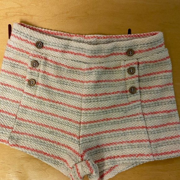 Mango Kids Girls Beautiful Shorts Size 3-4 Year in Great condition!! - Picture 1 of 3